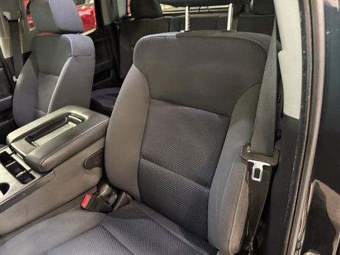 Used 2018 Chevrolet Silverado 1500 LT w/ All Star Edition AWD/4WD image 39