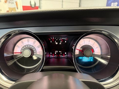 Used 2010 Ford Mustang Coupe image 39