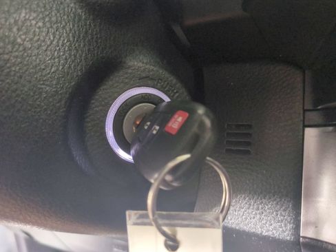 Used 2022 Toyota Tacoma SR AWD/4WD image 34