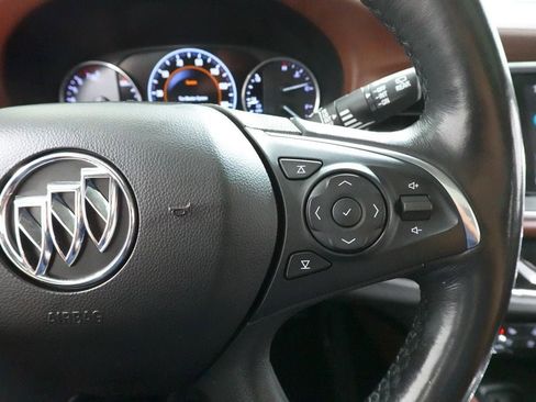 Used 2018 Buick Enclave Avenir w/ Avenir Technology Package AWD/4WD image 14