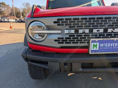 Used 2024 Ford Bronco Badlands AWD/4WD image 10
