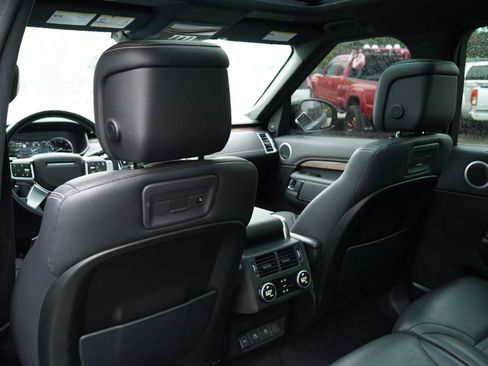 Used 2023 Land Rover Discovery S R-Dynamic AWD/4WD image 45