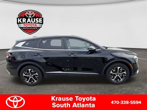 Used 2025 Kia Sportage EX FWD image 4