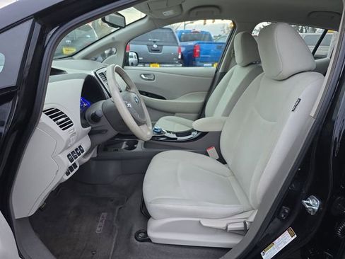 Used 2013 Nissan Leaf SV image 15