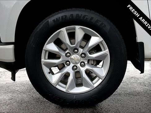 Used 2020 Chevrolet Silverado 1500 Custom image 33