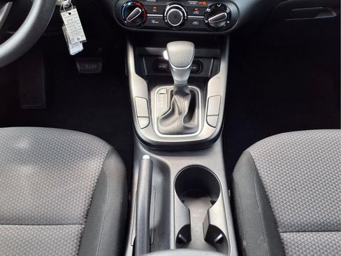 Used 2024 Kia Soul LX w/ Option Group 015 FWD image 15