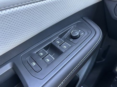 New 2026 Volkswagen Atlas Cross Sport SEL Premium R-Line AWD/4WD image 21