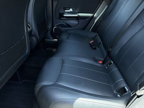 Used 2023 Mercedes-Benz GLA 250 image 20