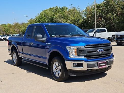 Used 2018 Ford F150 XL w/ Equipment Group 101A Mid AWD/4WD image 3