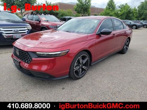 Used 2024 Honda Accord Sport image 3