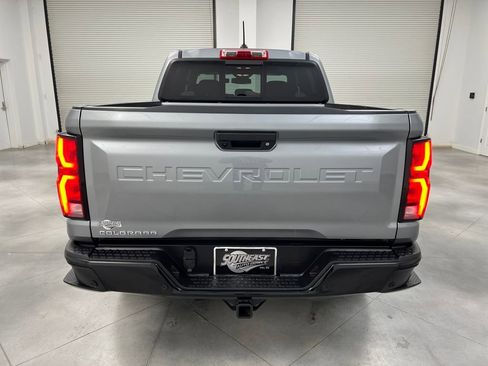 Used 2026 Chevrolet Colorado Z71 AWD/4WD image 6