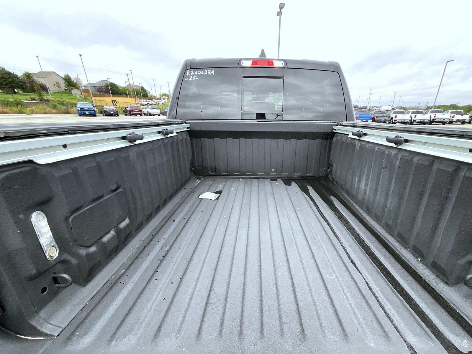 Used 2025 RAM 1500 Limited AWD/4WD image 25