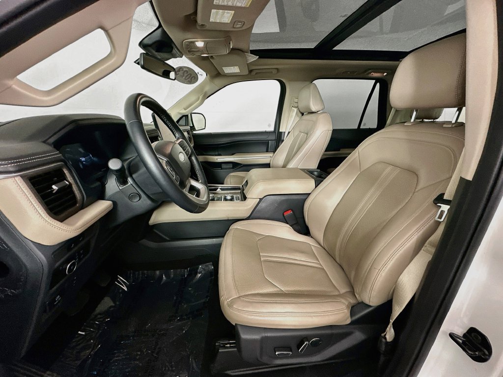 Used 2023 Ford Expedition Limited AWD/4WD image 28