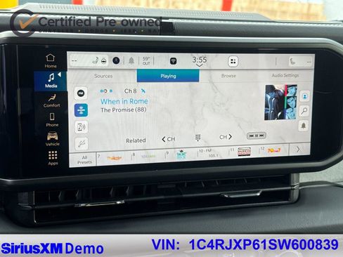 Certified 2025 Jeep Wrangler Unlimited Sahara w/ Safety Group AWD/4WD image 29