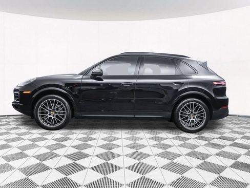Used 2022 Porsche Cayenne Platinum Edition AWD/4WD image 10