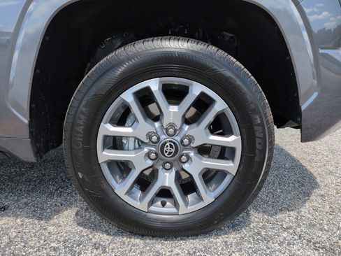 Used 2025 Toyota Tundra 1794 Edition AWD/4WD image 9