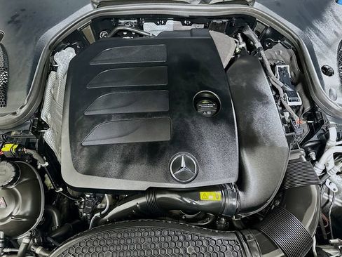 Used 2022 Mercedes-Benz E 350 Sedan image 32