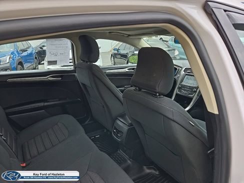 Used 2019 Ford Fusion SE FWD image 44