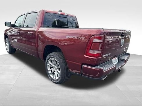 Used 2023 RAM 1500 Laramie AWD/4WD image 5