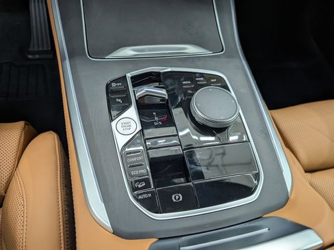 New 2026 BMW X5 xDrive40i w/ Climate Comfort Package image 20