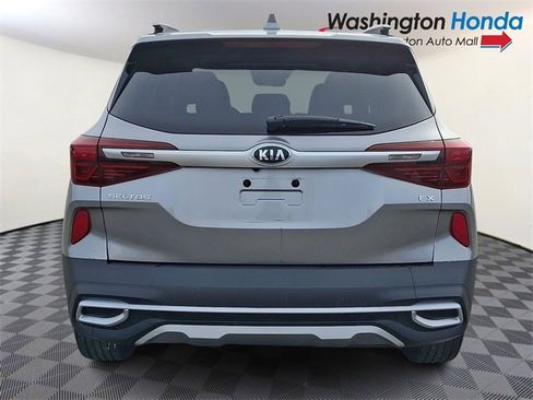 Used 2021 Kia Seltos EX image 5