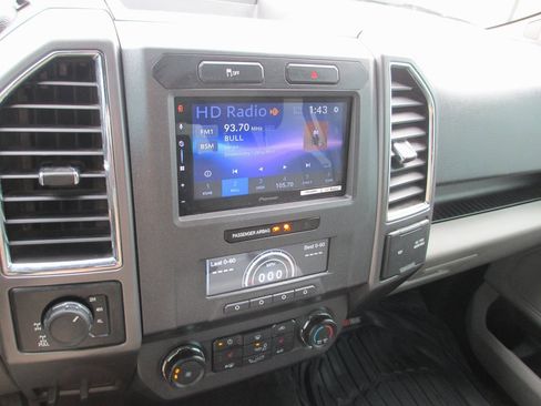 Used 2015 Ford F150 XLT w/ Equipment Group 302A Luxury image 24