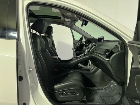 Used 2024 Acura RDX SH-AWD image 29