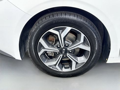 Used 2020 Kia Forte LXS image 37