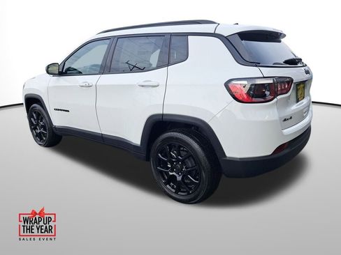 New 2026 Jeep Compass Latitude image 3