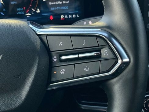 Used 2025 Chevrolet Equinox LT image 16