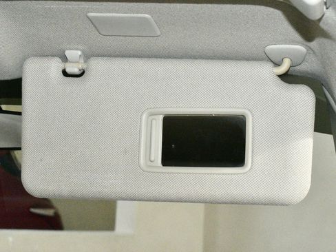 Used 2009 Nissan Versa 1.8 S w/ PWR Pkg image 22