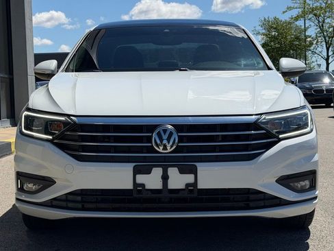 Used 2019 Volkswagen Jetta SEL Premium FWD image 3