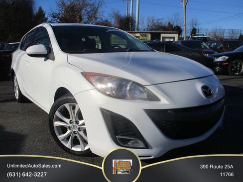 Used 2011 MAZDA MAZDA3 s Sport FWD image 2