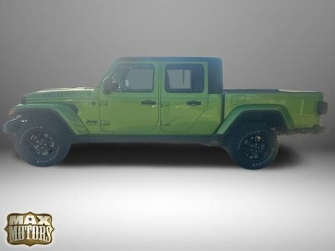 New 2025 Jeep Gladiator Willys image 5