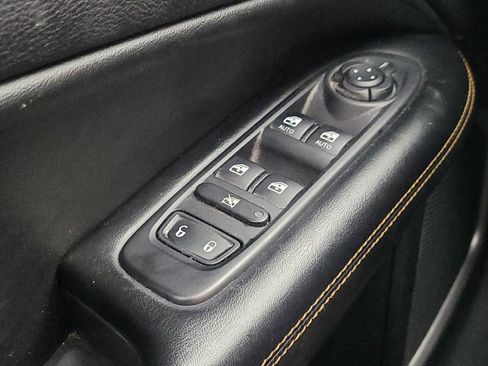 Used 2021 Jeep Compass Limited FWD image 27