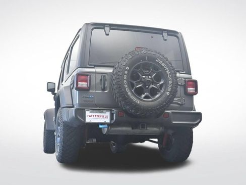 Used 2023 Jeep Wrangler Unlimited w/ Cold Weather Group AWD/4WD image 36