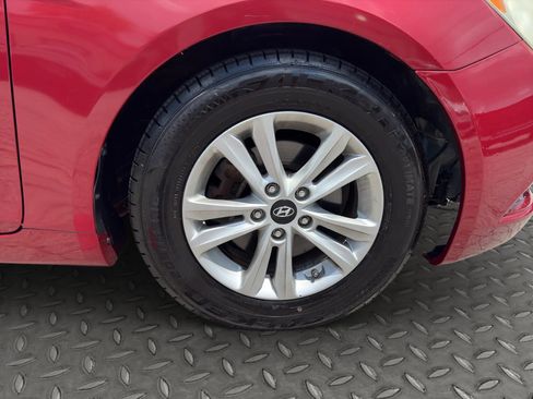 Used 2012 Hyundai Sonata GLS w/ Popular Equipment Pkg FWD image 29