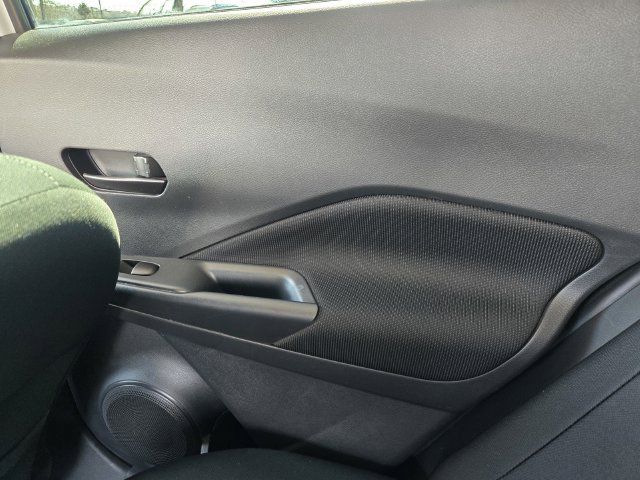 Used 2021 Nissan Kicks S FWD image 10