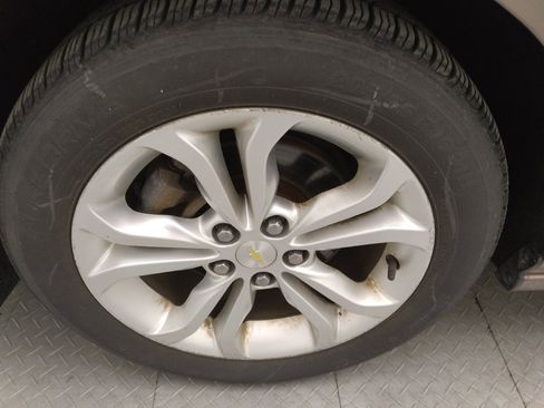 Used 2019 Chevrolet Cruze LT image 31