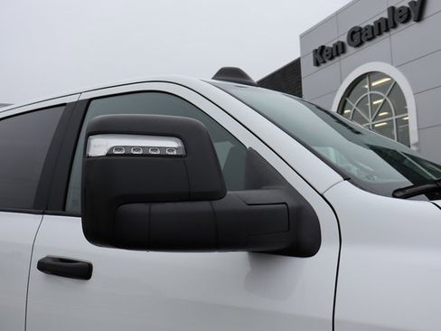 Used 2025 RAM 2500 Big Horn image 2