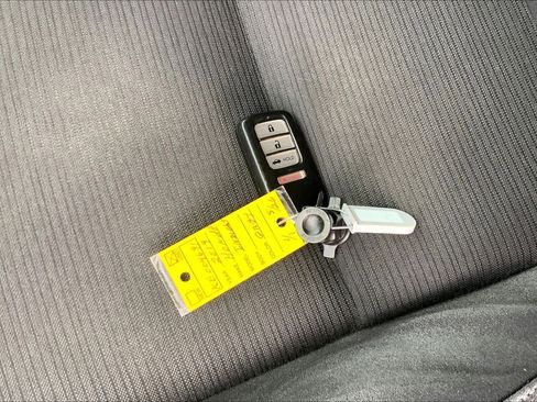 Used 2019 Honda Insight LX image 15