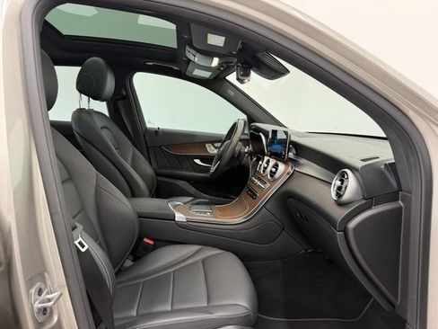 Certified 2021 Mercedes-Benz GLC 300 image 16