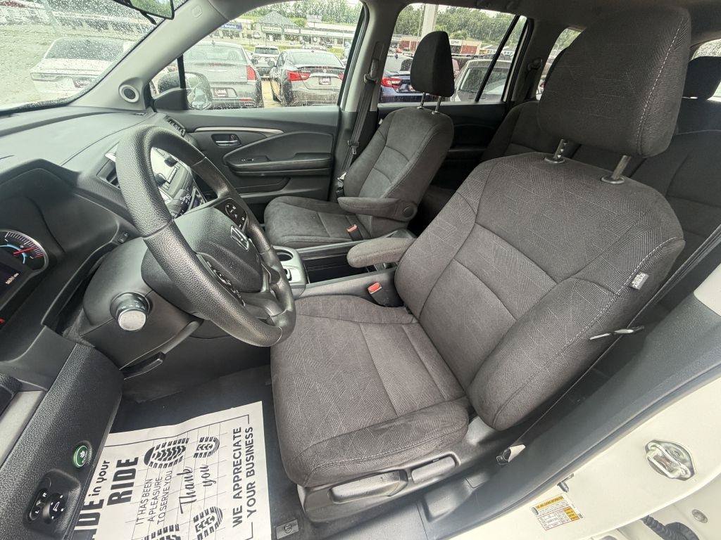 Used 2019 Honda Pilot LX image 10
