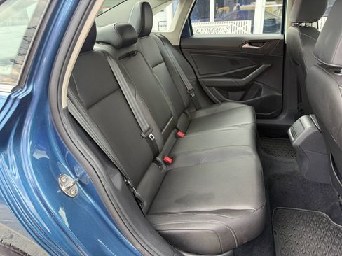 Used 2019 Volkswagen Jetta SE FWD image 13