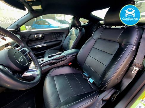 Used 2020 Ford Mustang GT Premium w/ Black Accent Package RWD image 7