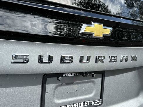 New 2026 Chevrolet Suburban LS image 11