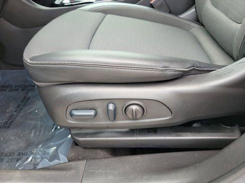 Used 2023 Buick Encore GX Select w/ Sport Touring Package FWD image 16