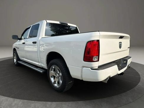 Used 2017 RAM 1500 Express AWD/4WD image 7