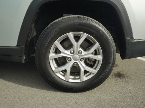 Used 2021 Jeep Grand Cherokee L Limited image 43