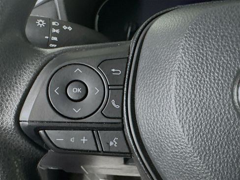 Used 2025 Toyota RAV4 LE image 16